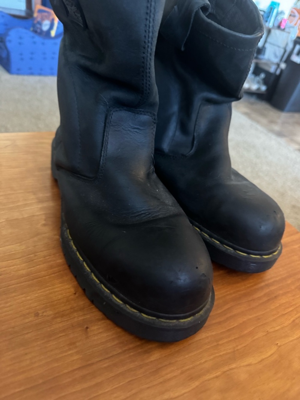 Dr. Martens Black Leather work boots. STEEL TOE*
